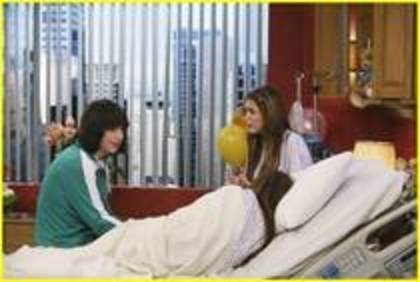  - 0 Poze Diferite Cu Miley And Hannah Montana