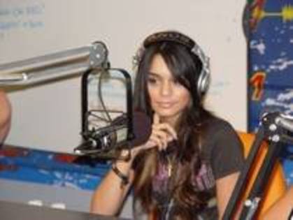 ZTSYJVCPFPIWTEYIWYO - Vanessa Hudgens