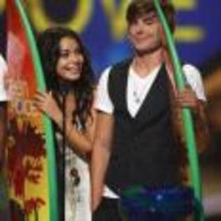 Zac-Efron-1204997102 - hsm