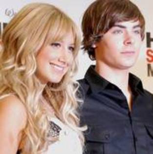 Ashley Tisdale si Zac Efron - Ashley Tisdale