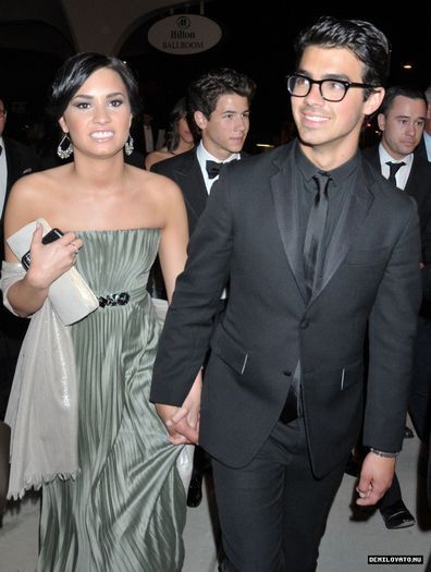 17826316_OYJRMFVGY - Demi Lovato White House Correspondents Association Dinner 2010