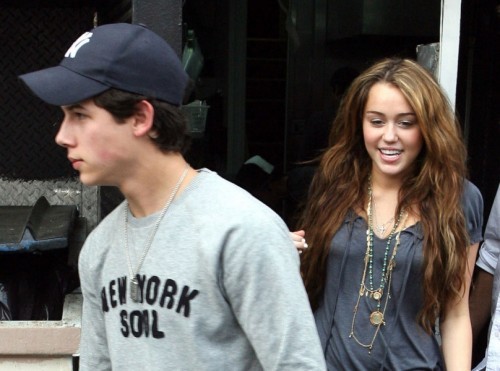 nick-jonas-and-miley-cyrus-sr-lunch-in-west-hollywood-500x371 - miley cool cool cool