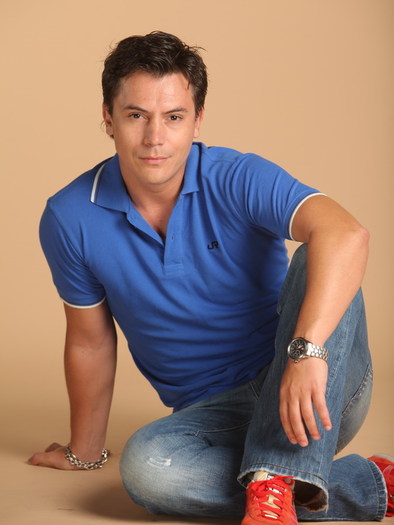 Razvan_Fodor_albastru_1_600-800