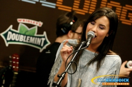 normal_IMG_7051editsmall - Demi Lovato live performances on kidd kraddic