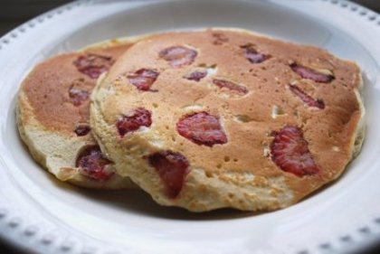 Strawberry_Pancakes[1] - Pancakes