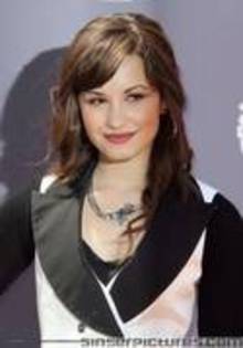 GMBMWAKQOZJJQPNQNDL - demi lovato