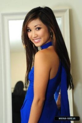 zuf4uqhasqznznfs - poze brenda song