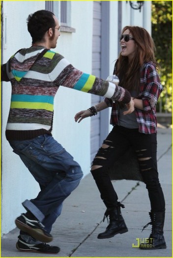 2u5yzok - Toate Pozele Mele Cu Miley Cyrus