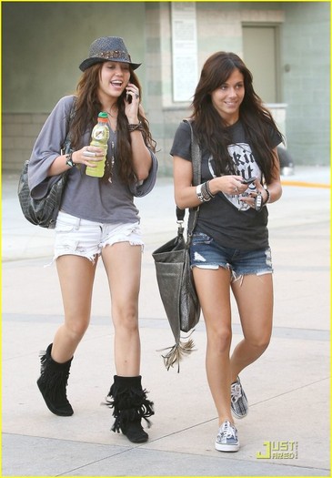 2v01isw - Toate Pozele Mele Cu Miley Cyrus