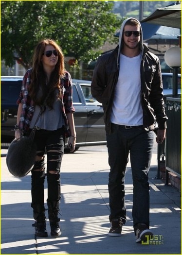 2v8lcpj - Toate Pozele Mele Cu Miley Cyrus