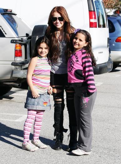 2zi2b7q - Toate Pozele Mele Cu Miley Cyrus