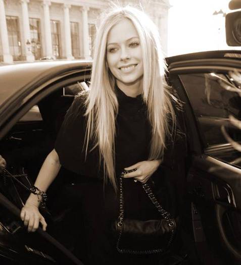 photo109 - avrill lavigne2