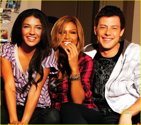 cory-monteith-dianna-agron-op-campaign-20