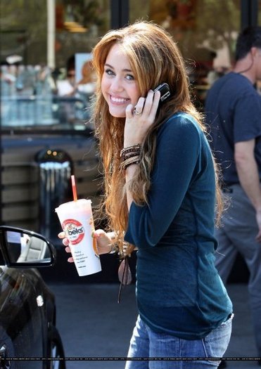 24q0om1 - Toate Pozele Mele Cu Miley Cyrus