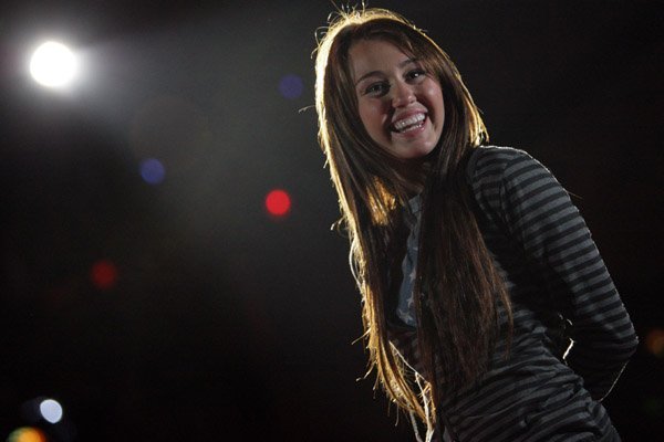 35herl2 - Toate Pozele Mele Cu Miley Cyrus