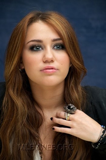 93 - Toate Pozele Mele Cu Miley Cyrus