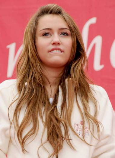 106lbn8 - Toate Pozele Mele Cu Miley Cyrus