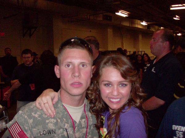 155j9mc - Toate Pozele Mele Cu Miley Cyrus