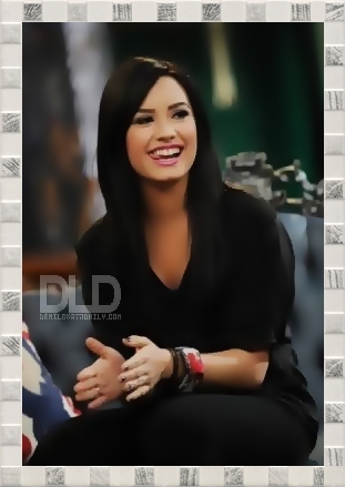 Demi Lovato - 0X Poze 0X