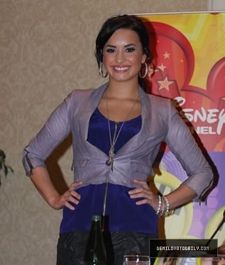 17561653_VBBVBNJZT - Demi Lovato  Press Conference in Chile