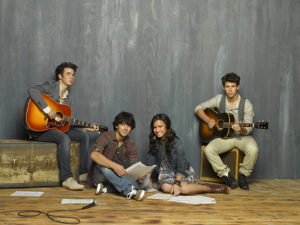 normal_010 - Camp Rock 2 promoshoot