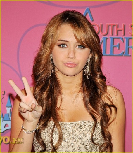 justingastonmileycyrussfp5 - Miley Cyrus Celebrates Sweet Sixteen Early