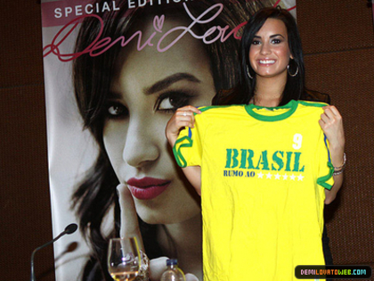 normal_007 - Demi Lovato  Press Conference at Grand Hyatt Hotel in Sao Paulo Brazil 05-28-10