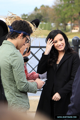 normal_013 - Demi Lovato 02-11-10 Family Volunteers Event at Walt Disney World