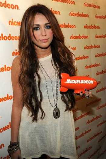 16525262_UIYRLCGEF - club miley-album pt fata1