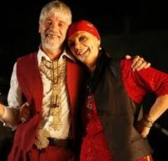 poze_state_flacara_regina4[1]