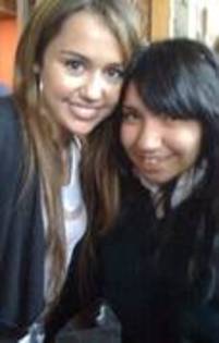 63 - 0 poze super rare miley cyrus