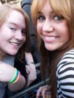 98 - 0 poze super rare miley cyrus