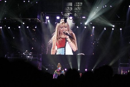 large_Hannah%201[1] - Hannah Montana Concerts