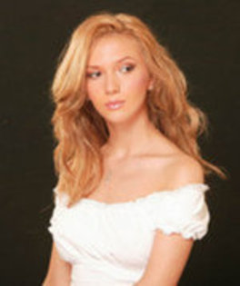 Adela(252)