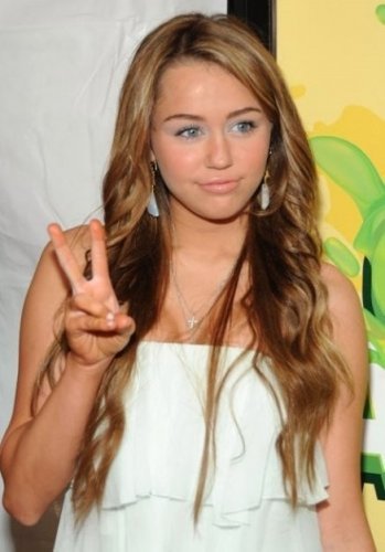 2d14xtz - Miley Cyrus is Sheri Bodell Sweet