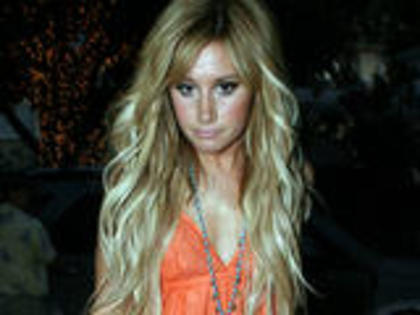 15 - ashly tisdale