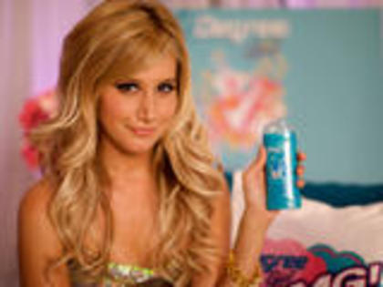 16 - ashly tisdale