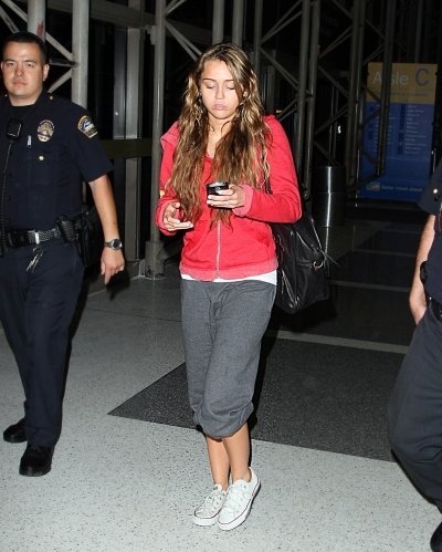 xej2ah - At LAX airport in Los Angeles