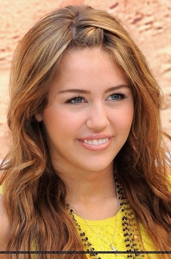 2namuee - Photocall du film Hannah Montana en Espagne