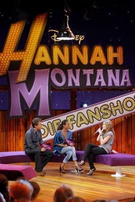 dwe7h1 - Hannah Montana Die Fanshow