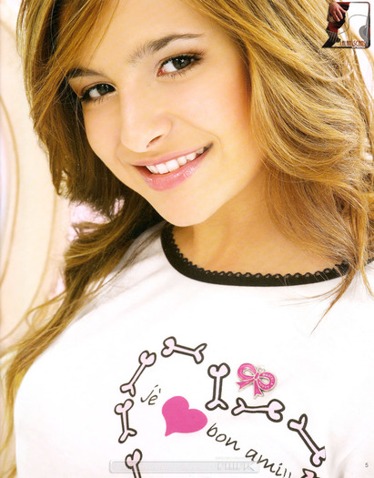 brendaasnicar_7270894_7 - Vedete