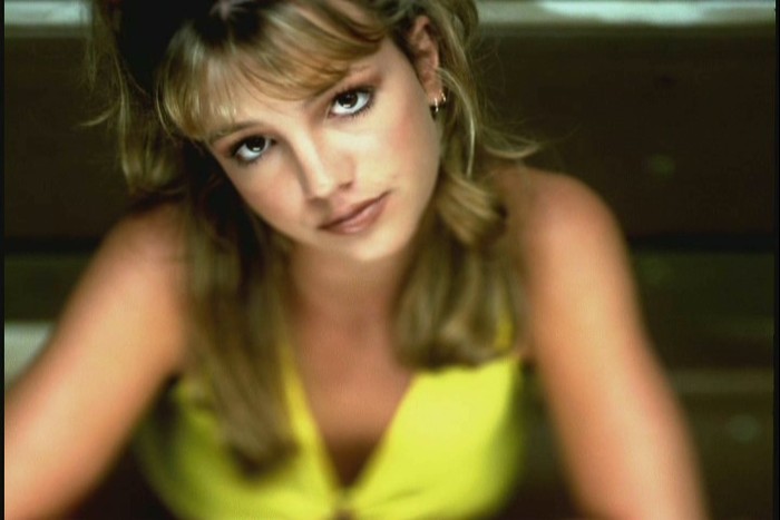 bomt music video (16) - britney spears baby one more time