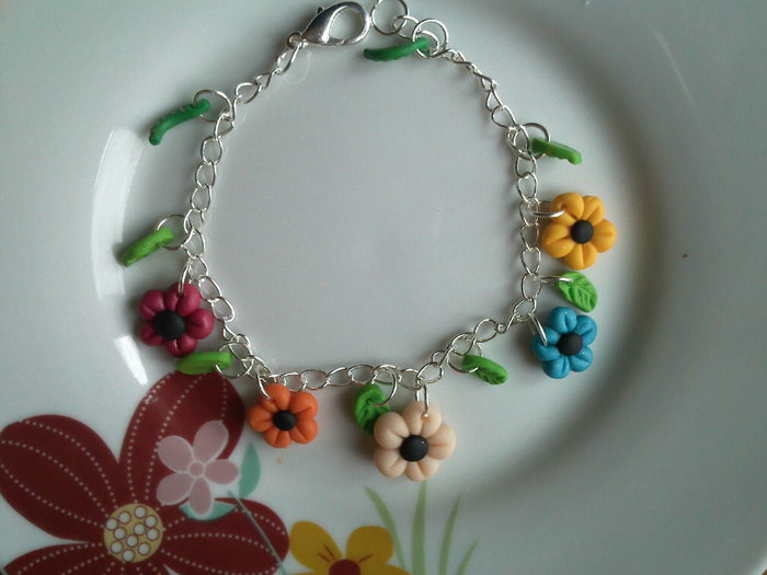 NR,9,BRATARA FIMO PRET,15 LEI; BRATARA FIMO,FLORICELE COLOR HANDMADE
