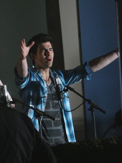 joe_jonas_solo - Jonas Brothers