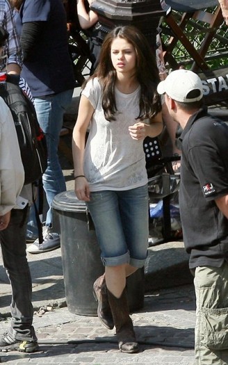 selena-paris-hotel-4-500x800