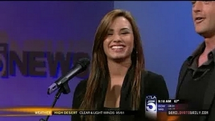 Demi-WTK-on-KTLA-demi-lovato-13273247-400-225