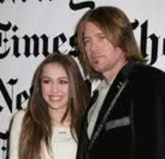 4KICARLLWDQ - miley cyrus
