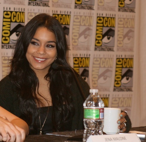 tumblrl63rvdurqp1qbyexk - vanessa hudgens  cu fedete