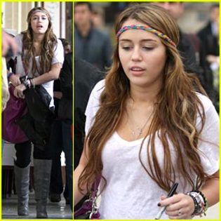 miley-cyrus-paris-pretty[1] - Miley Cyrus