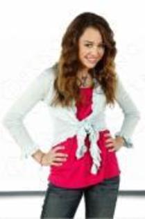 GJHMVCTKUVJCWQEIQFA - miley cyrus